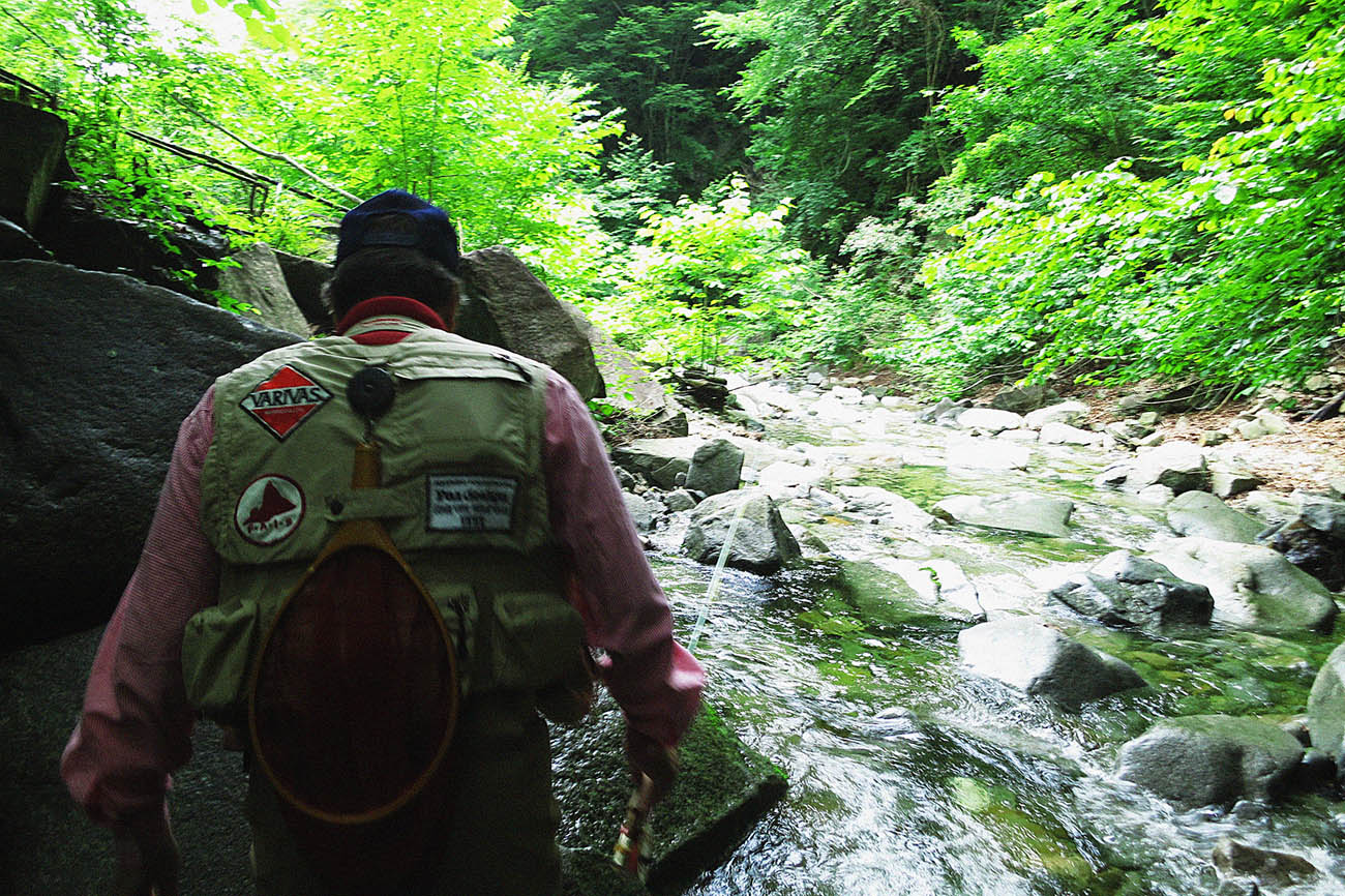 岩井渓一郎、64歳、フライ歴46年 | ARTICLES | FlyFisher ONLINE