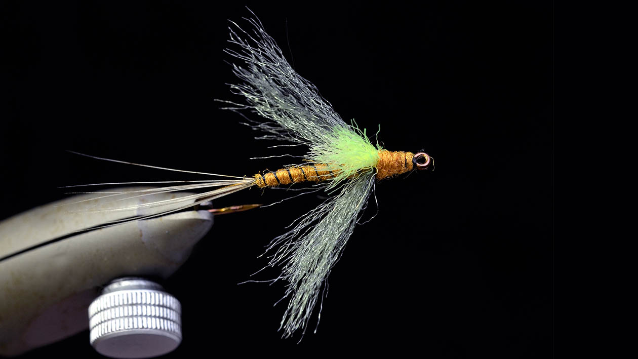 フライフィッシング　フライタイイング　入手困難なレアマテリアル　ユーズドセット フライで変わるイブニング | ARTICLES | FlyFisher ONLINE