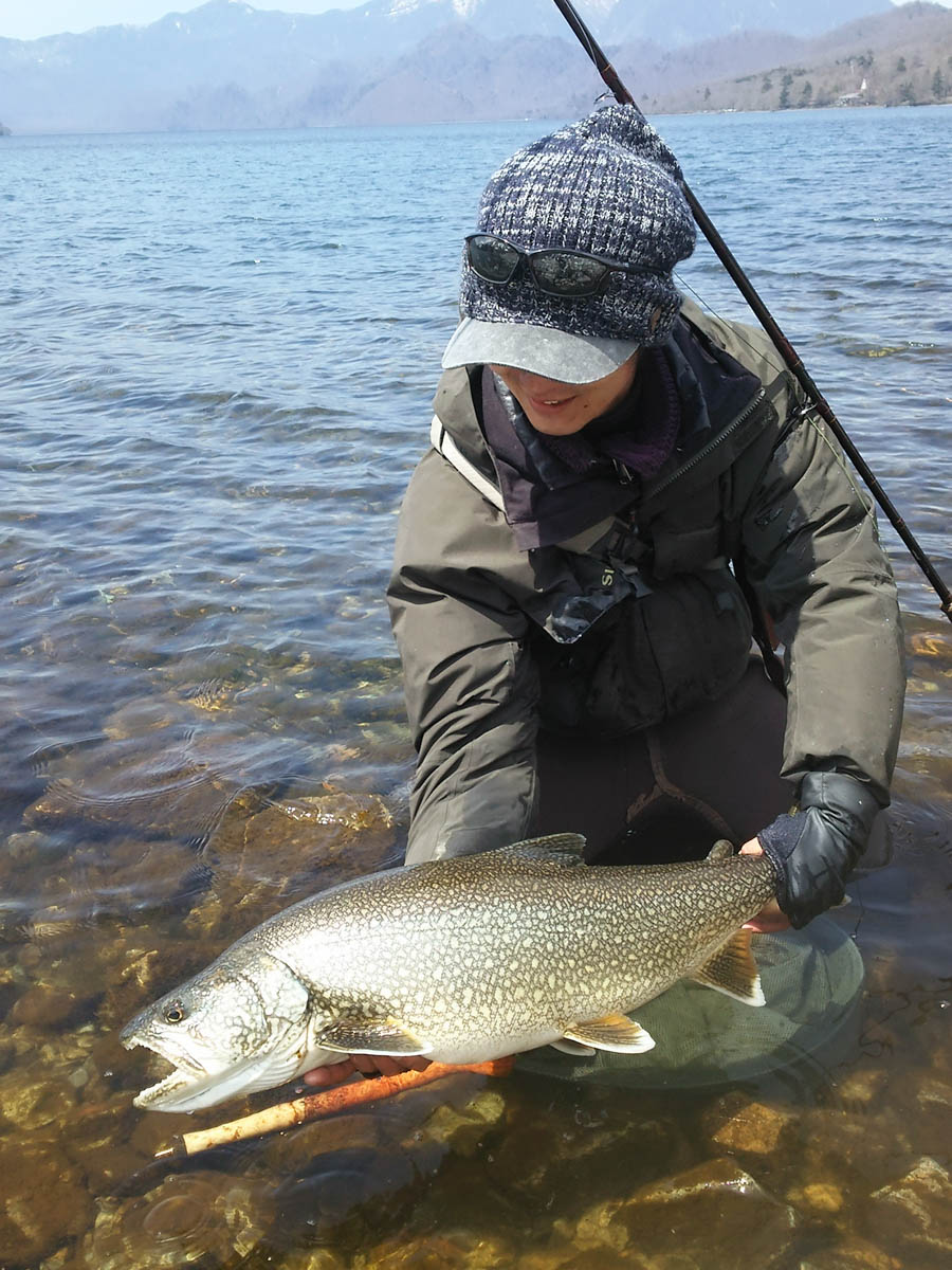 大型レイクトラウトねらいのシステム | ARTICLES | FlyFisher ONLINE